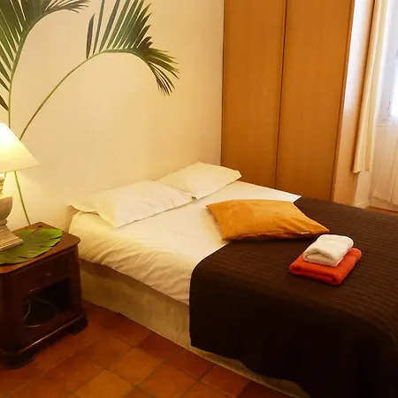 Lägenhetshotell Floreal 3*