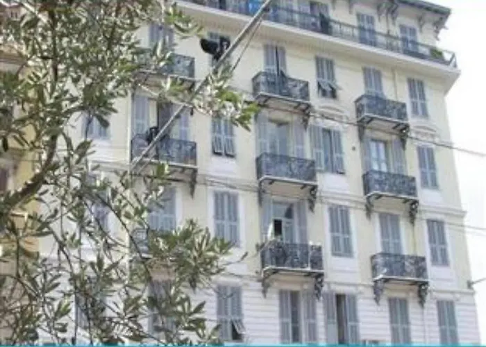 Floreal Ξενοδοχείο με διαμερίσματα Νίκαια