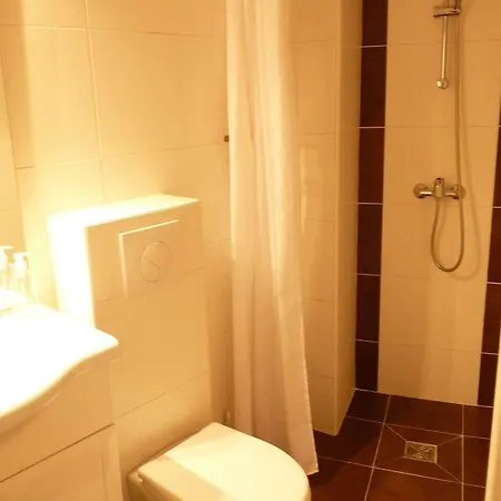 아파트호텔 스튜디오 플로리얼 3*